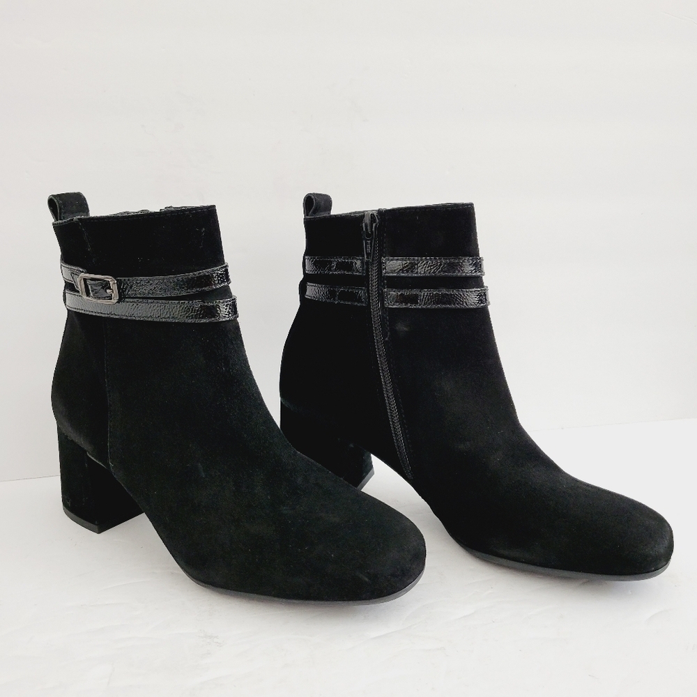 New Paul Green Women's Sydney Chic Bootie, Size 7